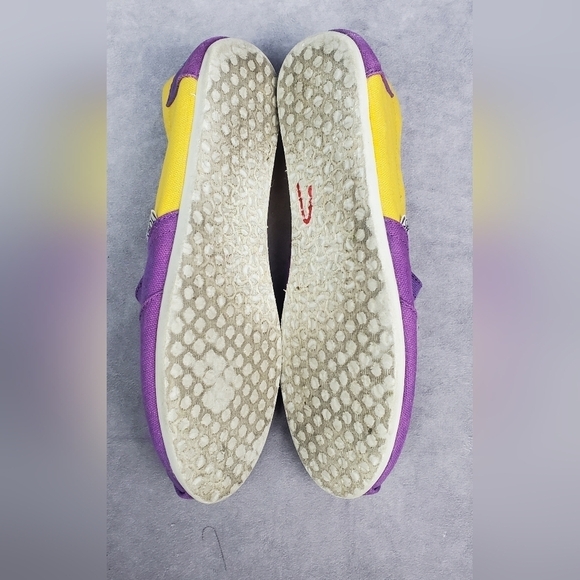 TOMS Collegiate Purple & Yellow Slip On ECU or LSU Fans Size 8.5W - Picture 8 of 11